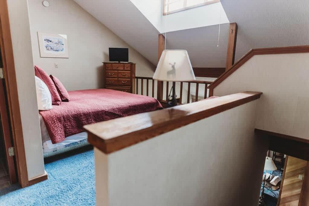 Top Floor Luxury, Sauna, Private Pool, Lake Bellaire Beach, 5 Beds, 4 Full Bath Exterior foto